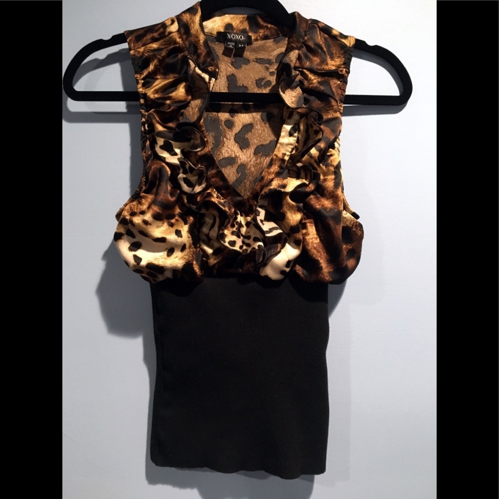 💵★FAST SHIPPING★💵 Ruffle Halter Top 🖤 - Picture 3 of 3